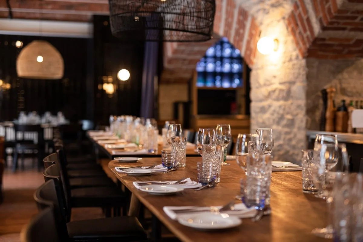 Platz Restaurant dekket til gruppemiddag i Tallinn