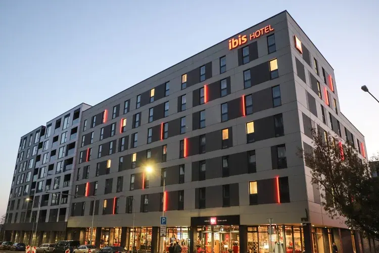ibis Vilnius Centre sett utenfra
